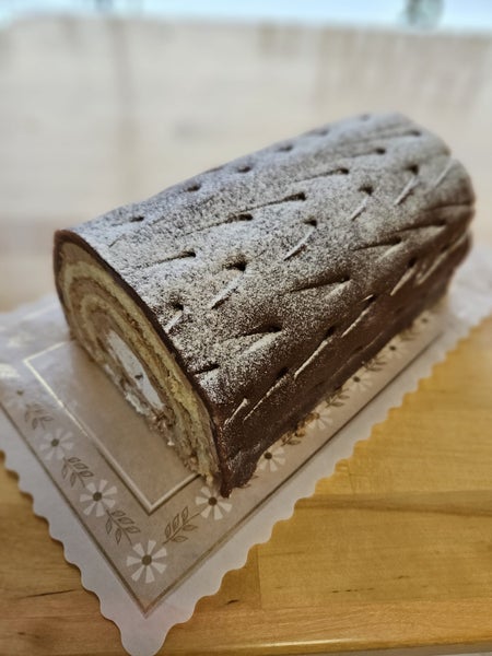 K&auml;pyk&auml;&auml;retorttu 8hl&ouml; (tilaus 2 arkip&auml;iv&auml;&auml; ennakkoon)